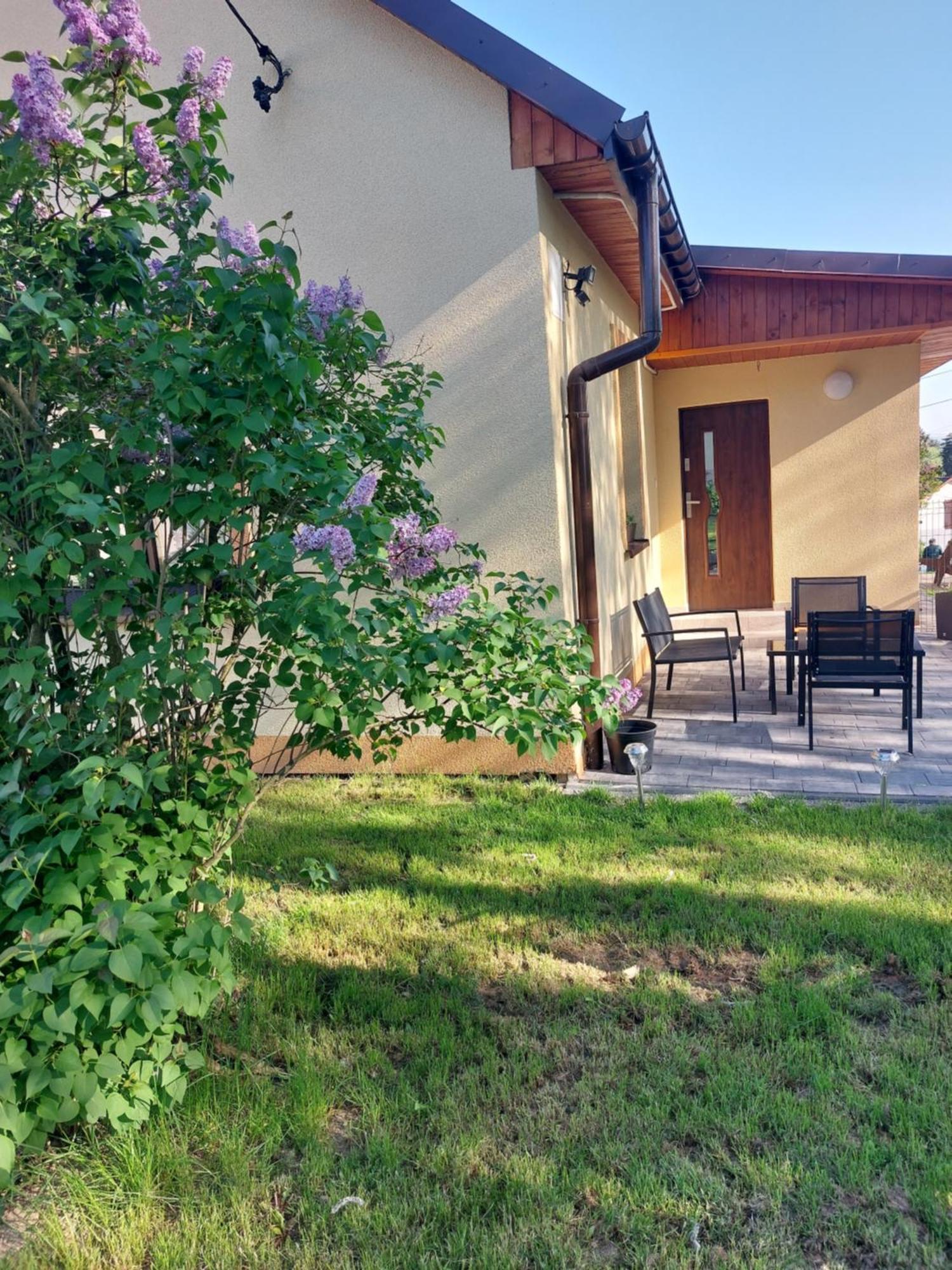 Lawendowy Zakatek Apartman Graboszyce Kültér fotó